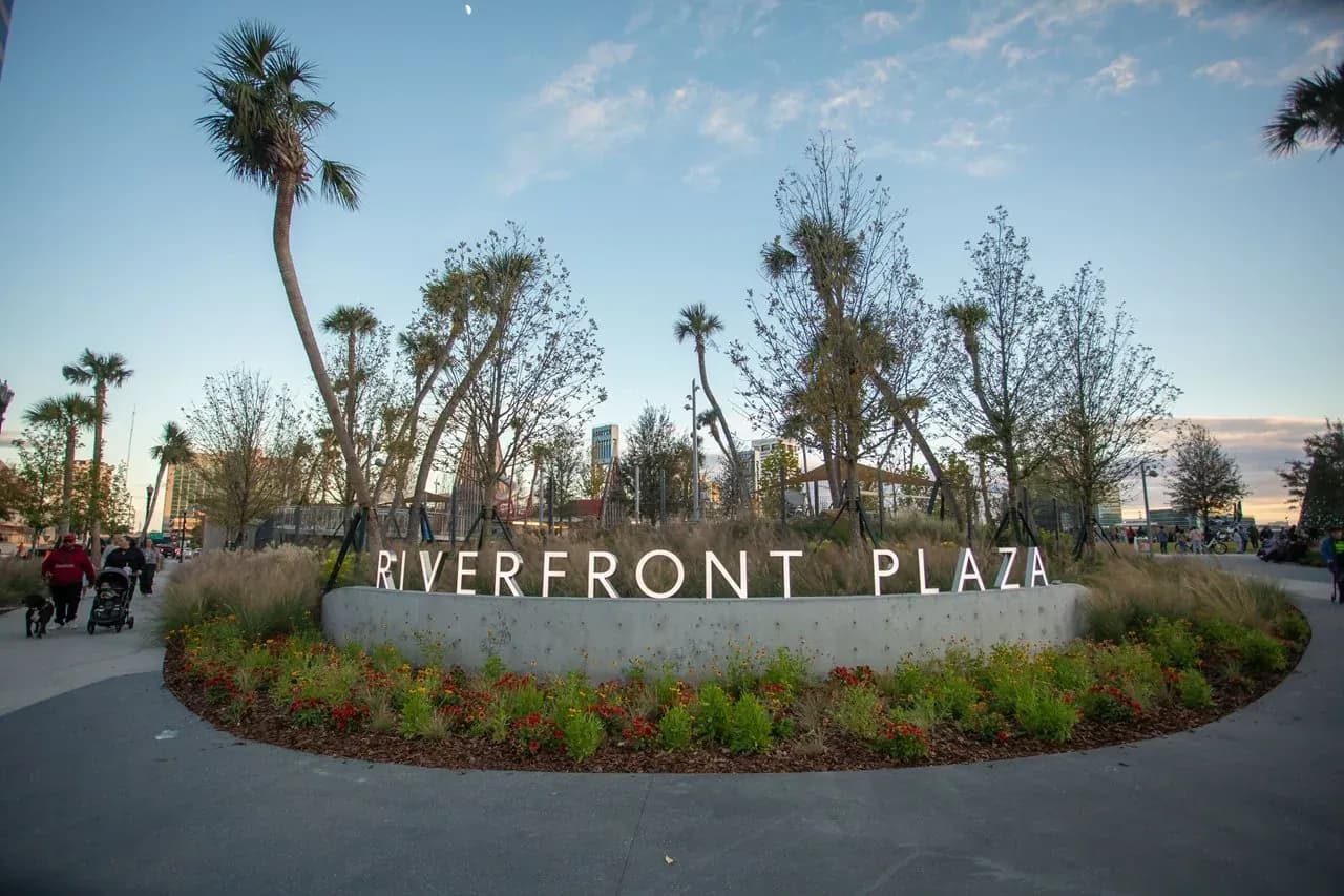 Riverfront Plaza Park (Phase I) and bulkhead/riverwalk infrastructure project photo